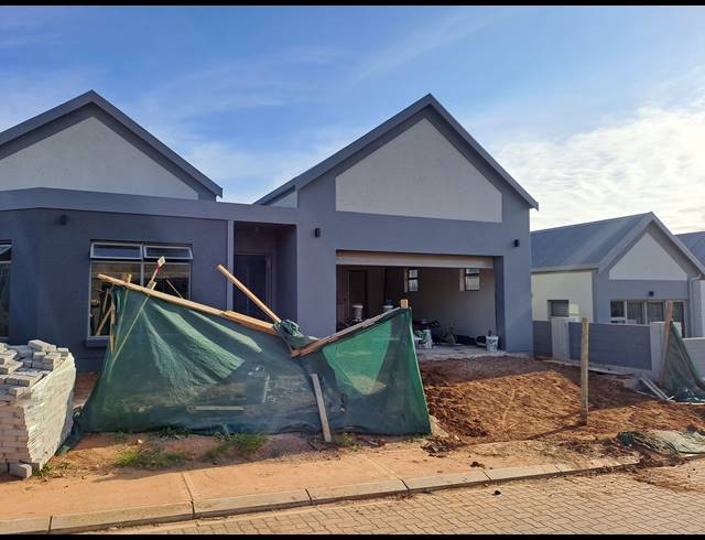 3 BEDROOM HOUSE FOR SALE IN OUTENIQUASBOSCH